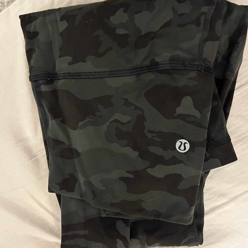 Lululemon Black Camo Leggings